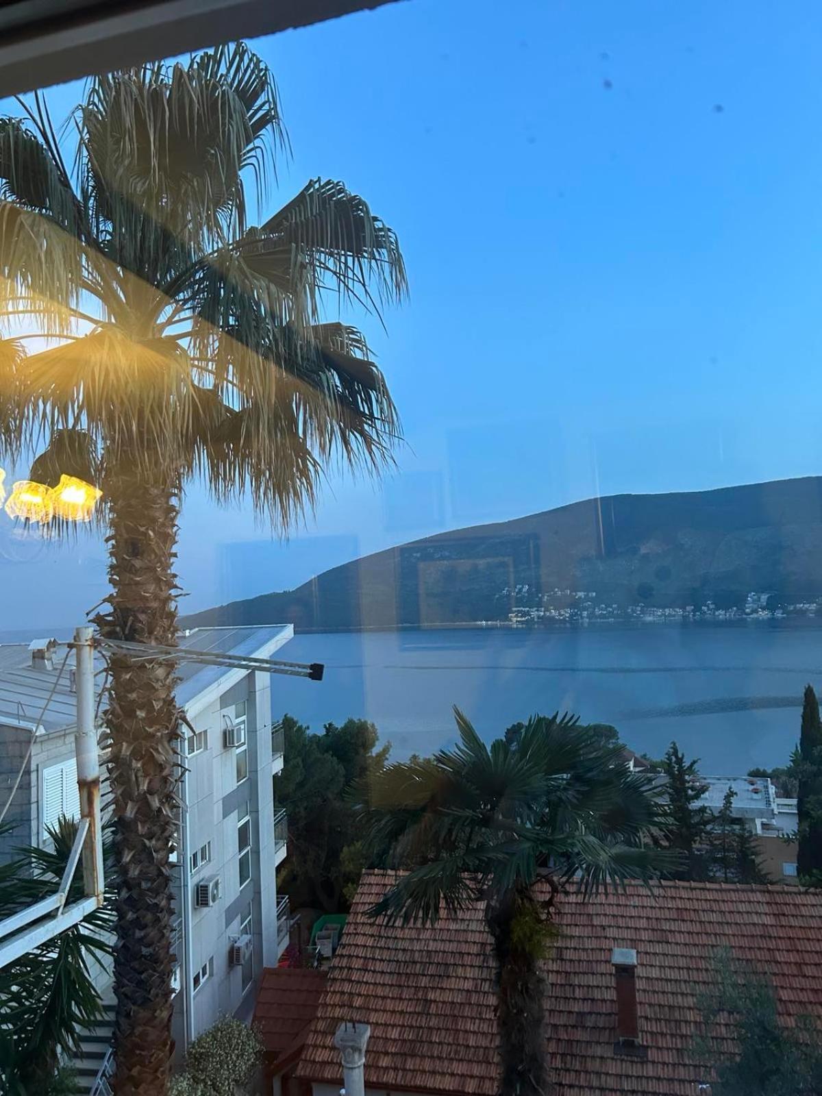 Apartments Maya Herceg Novi Zewnętrze zdjęcie