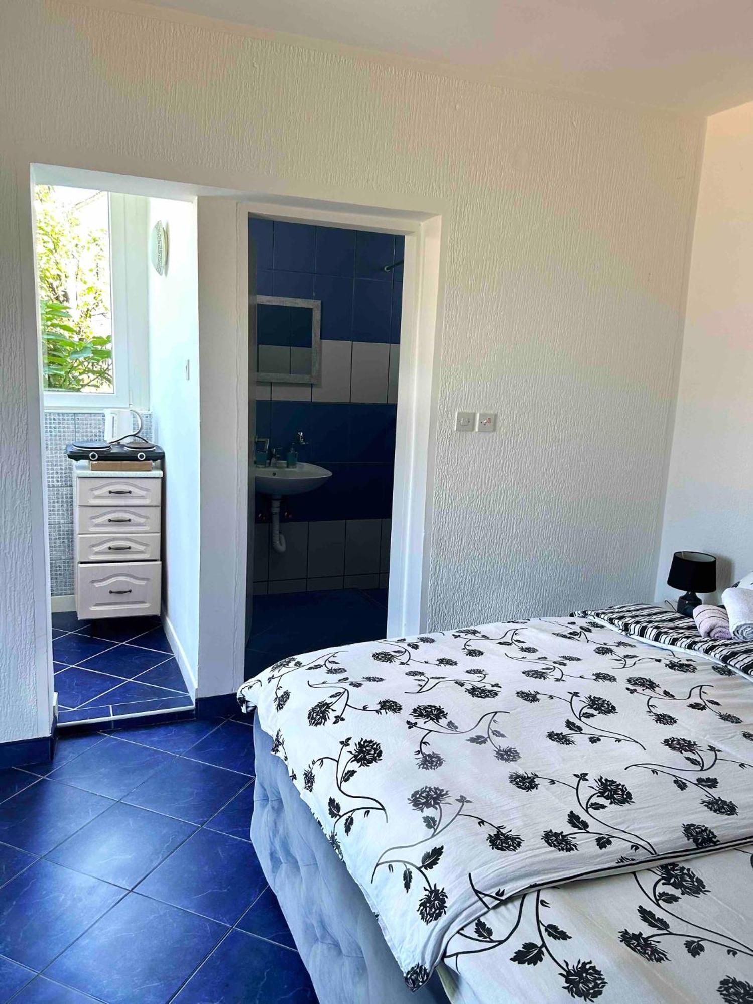Apartments Maya Herceg Novi Zewnętrze zdjęcie